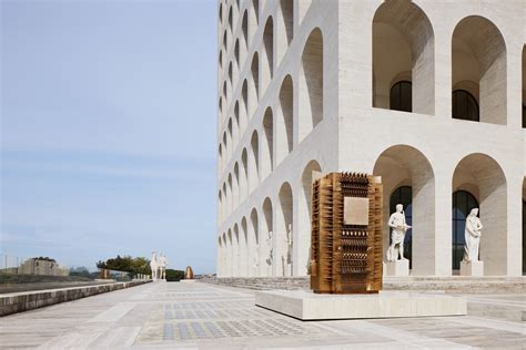 mostra fendi colosseo quadrato 2022|La mostra Arnaldo Pomodoro all'EUR di Roma .